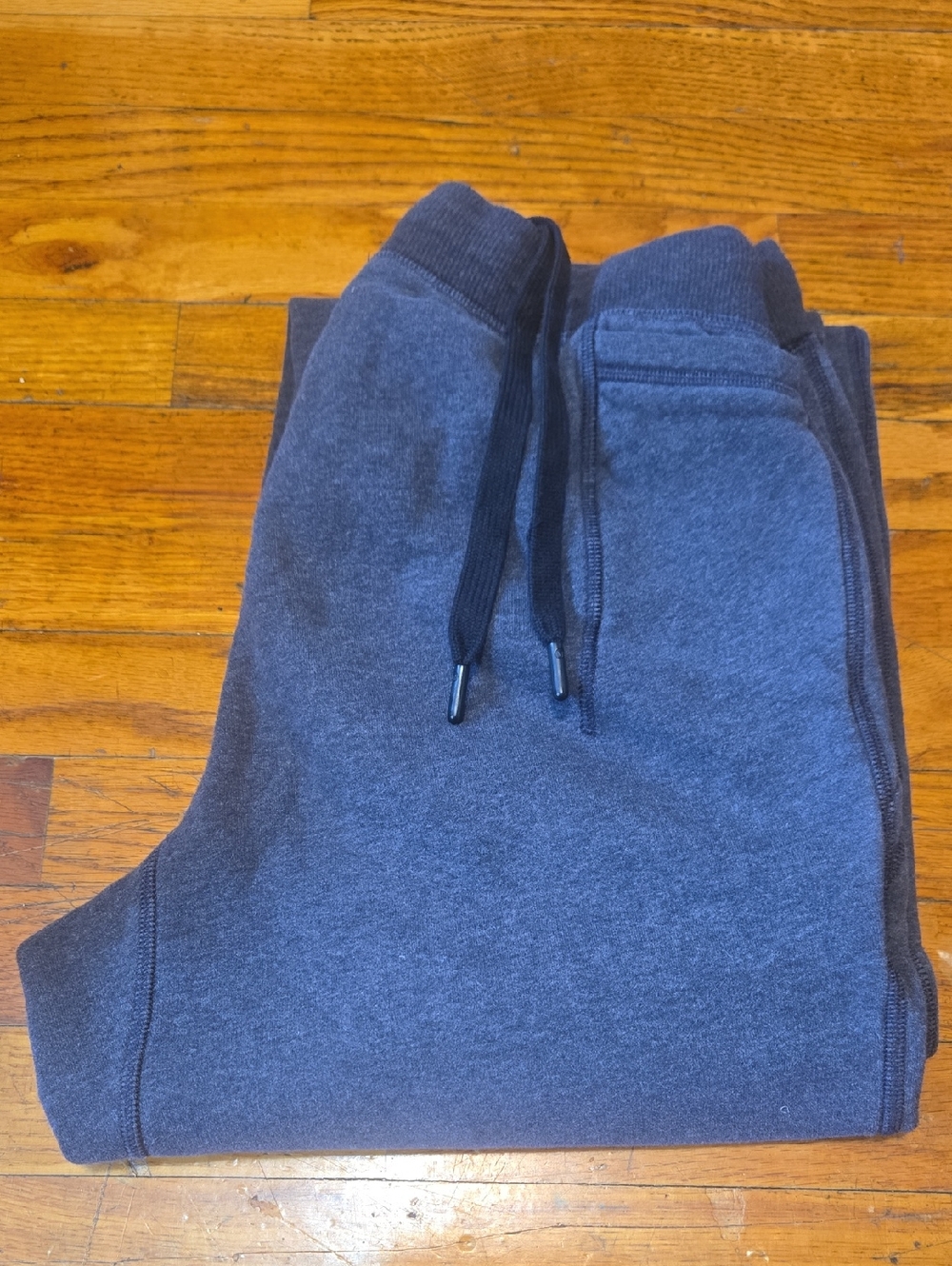 Lululemon Men's Relaxed Lounge Gray Pants Size M- 32" Inseam